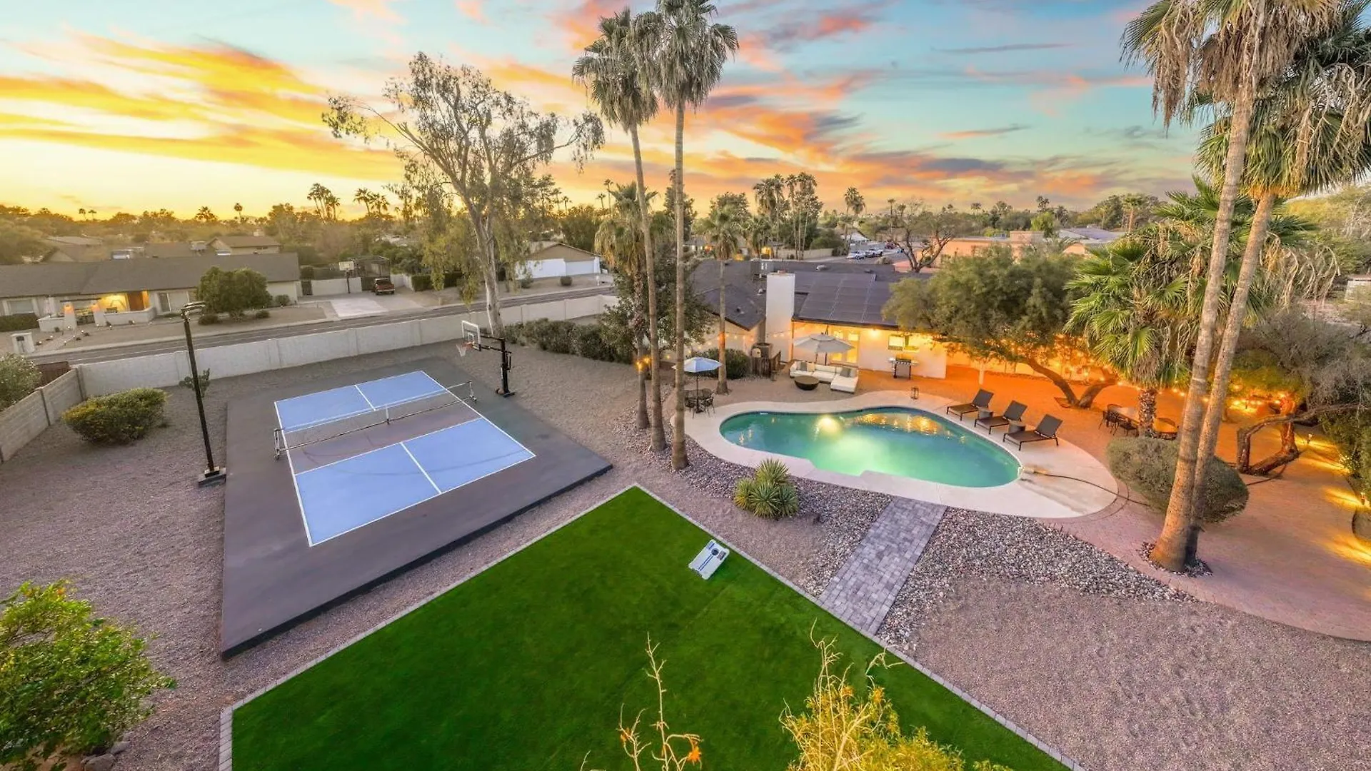 Pickle & Putt Retreat Pool Pickleball Putt Grn Phoenix Verenigde Staten
